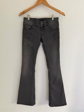 Vans Skinny Flare Jeans Women’s Size 3 Gray Washed Low Rise Y2K Stretch Denim